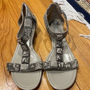 Enzo Angiolini sandals size 9.